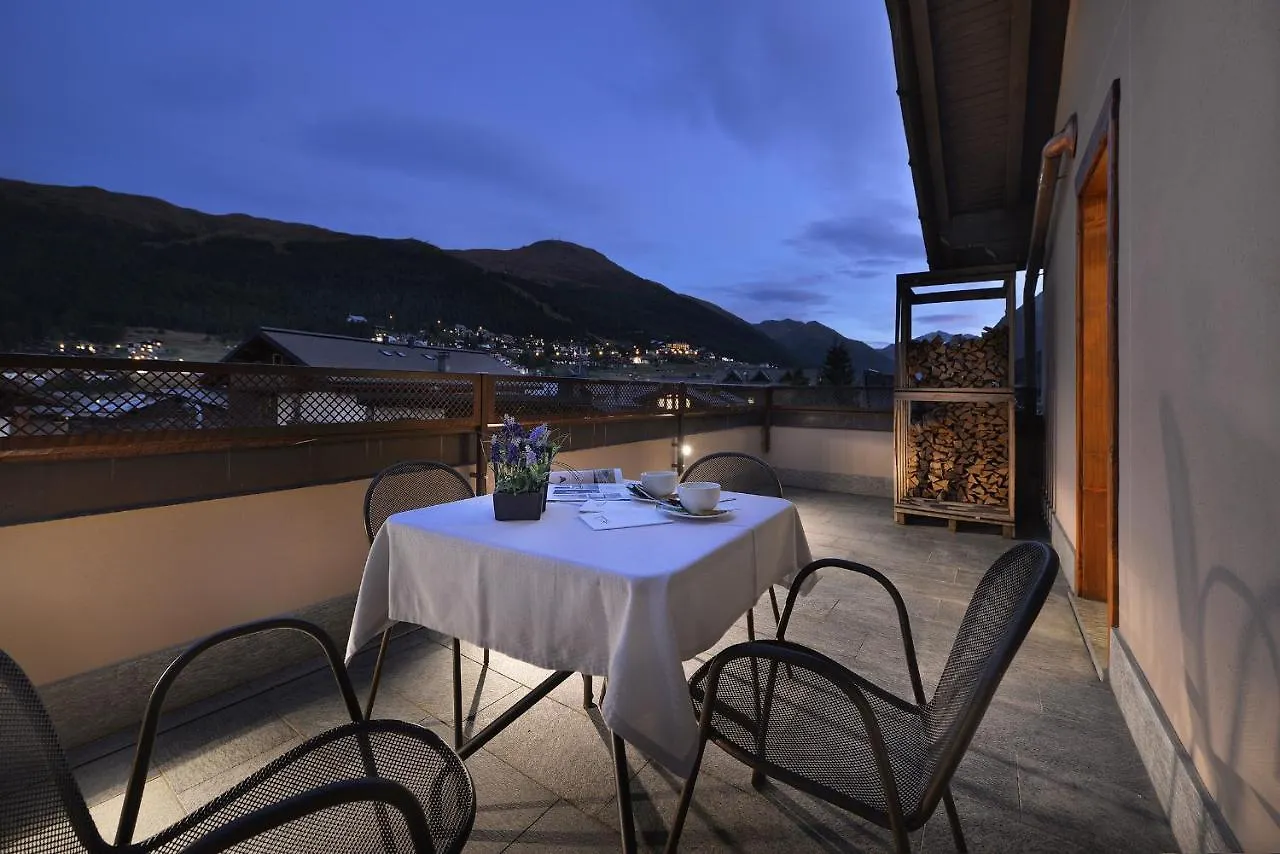 Hotel Compagnoni Livigno 3*,