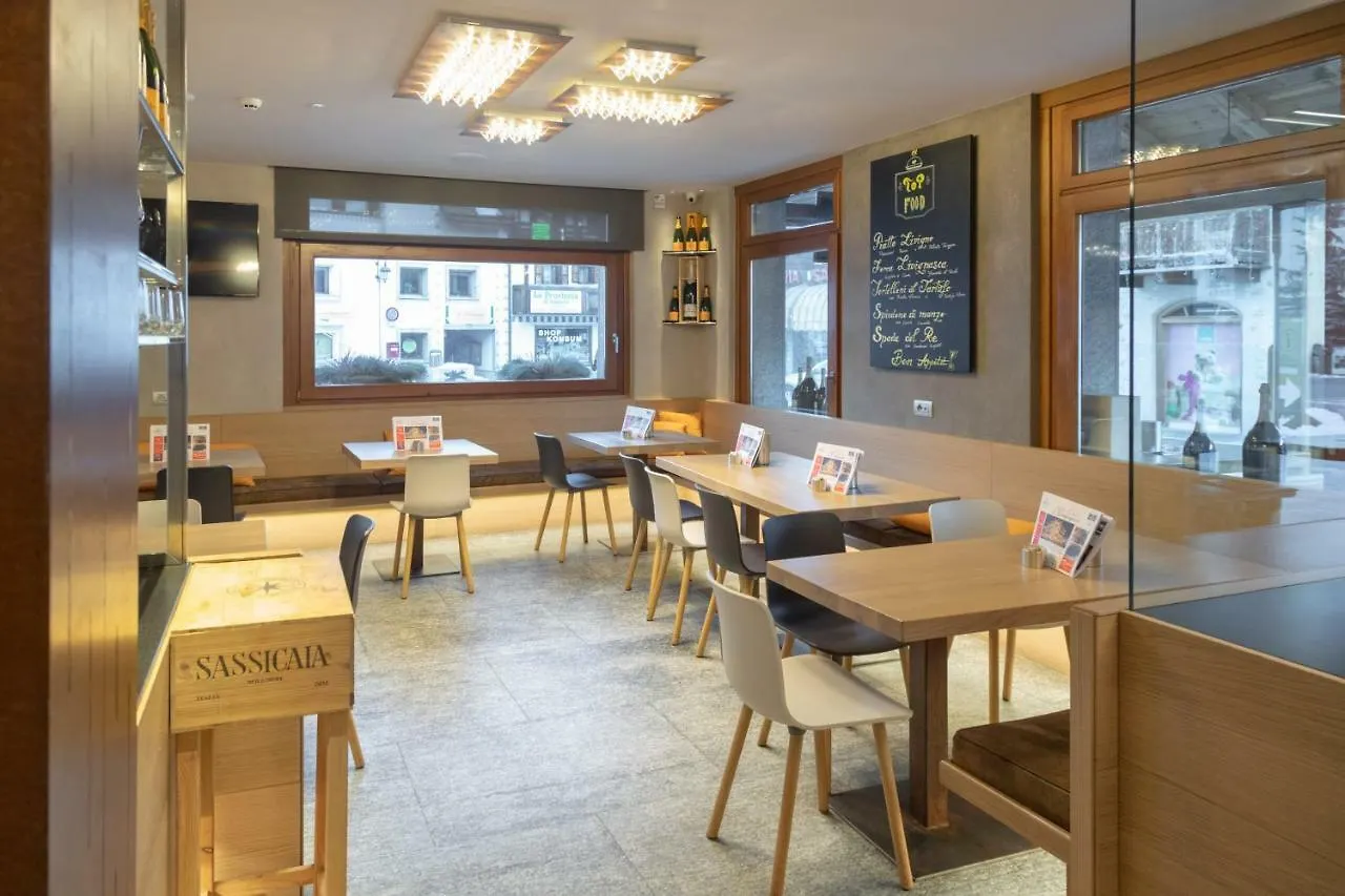 Hotel Compagnoni Livigno 3*,